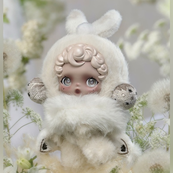 Pop Mart Skullpanda L’impressionisme Plush Doll Charms - Mist - Picture 1 of 8